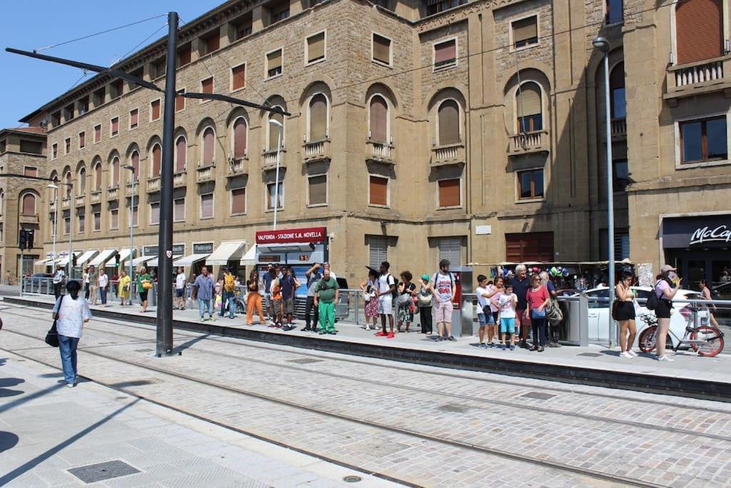 Art Apartment Stazione B Florence Buitenkant foto
